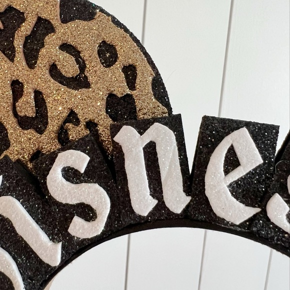 🔥SOLD🔥Disney ears. Leopard disneyland small shop ears - Picture 2 of 7